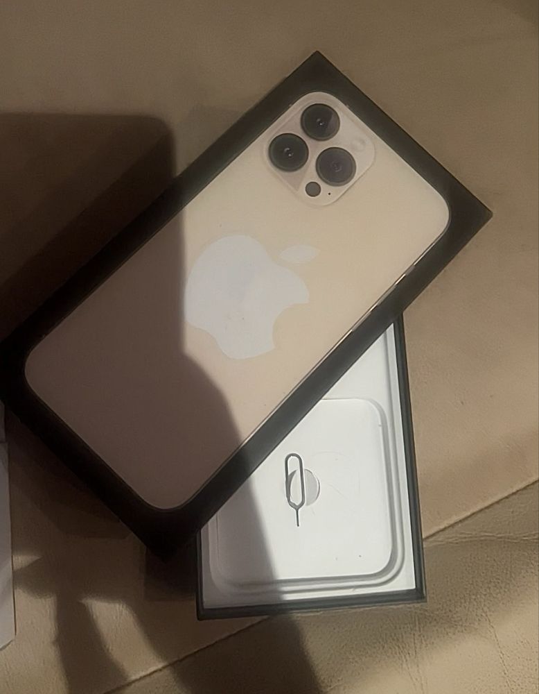 Iphone 13 Pro Max - 256G - Dourado
