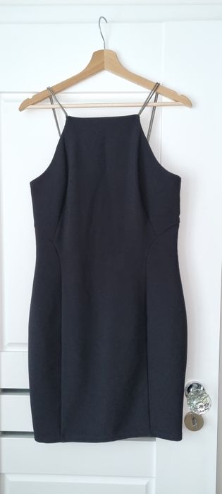 Elegancka sukienka, na sprężynkowych ramiączkach, River Island 
Rozmia