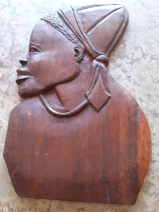 Peças africanas de parede