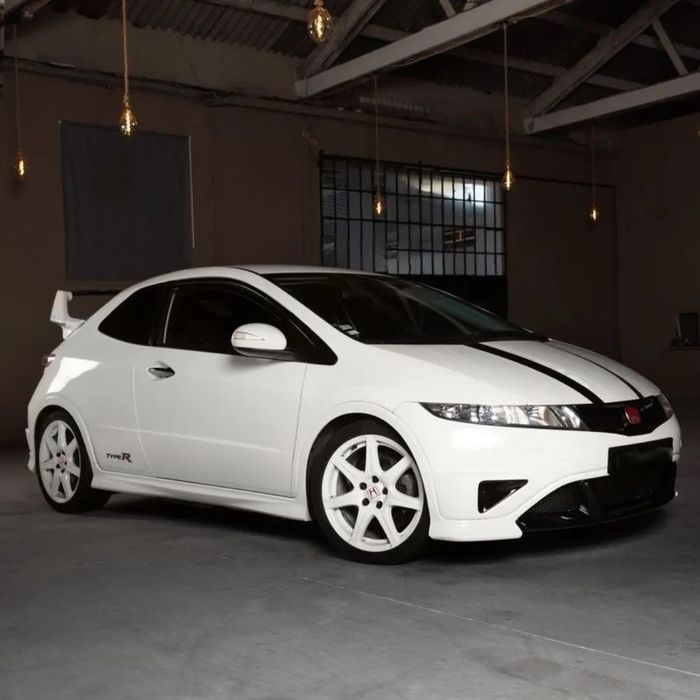 Honda Civic 2.0 i-VTEC Type R Championship White Edition