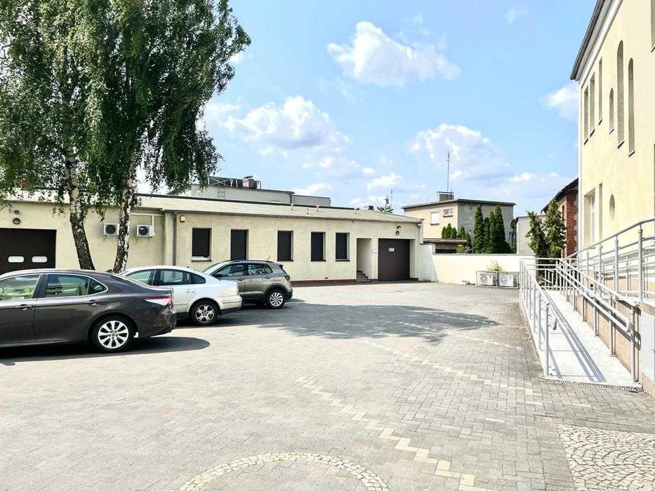 SUPER lokal 24,4 m2 z balkonem Centrum z PARKINGIEM od właściciela