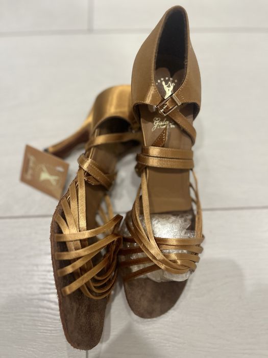 Нові Туфлі для Бальних танців Gala Valtz