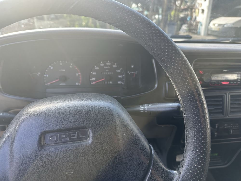 Vendo Opel Campo 4x2 Ano 2000