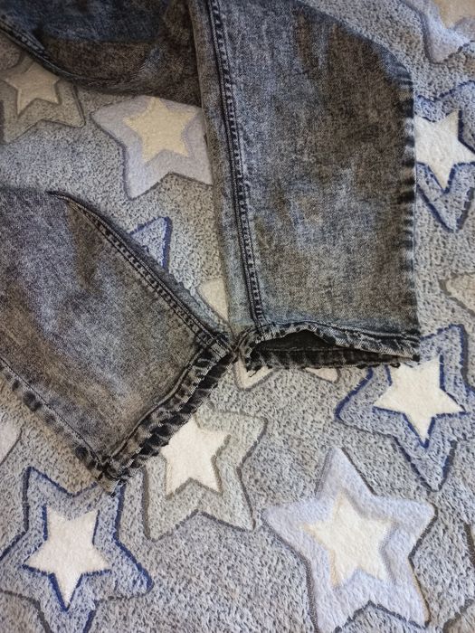 Продам Женские джинсы Мом