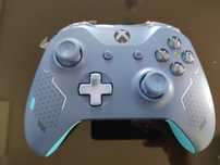 Pad kontroler od konsoli Xbox One Series S X lub PC Sport Blue