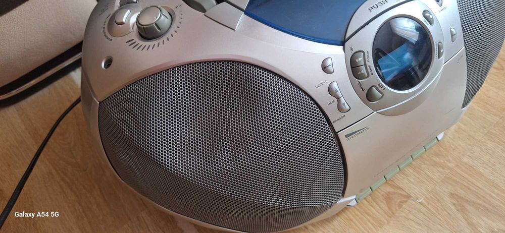 Grundig boombox  retro z radiem, CD, magnetofonem