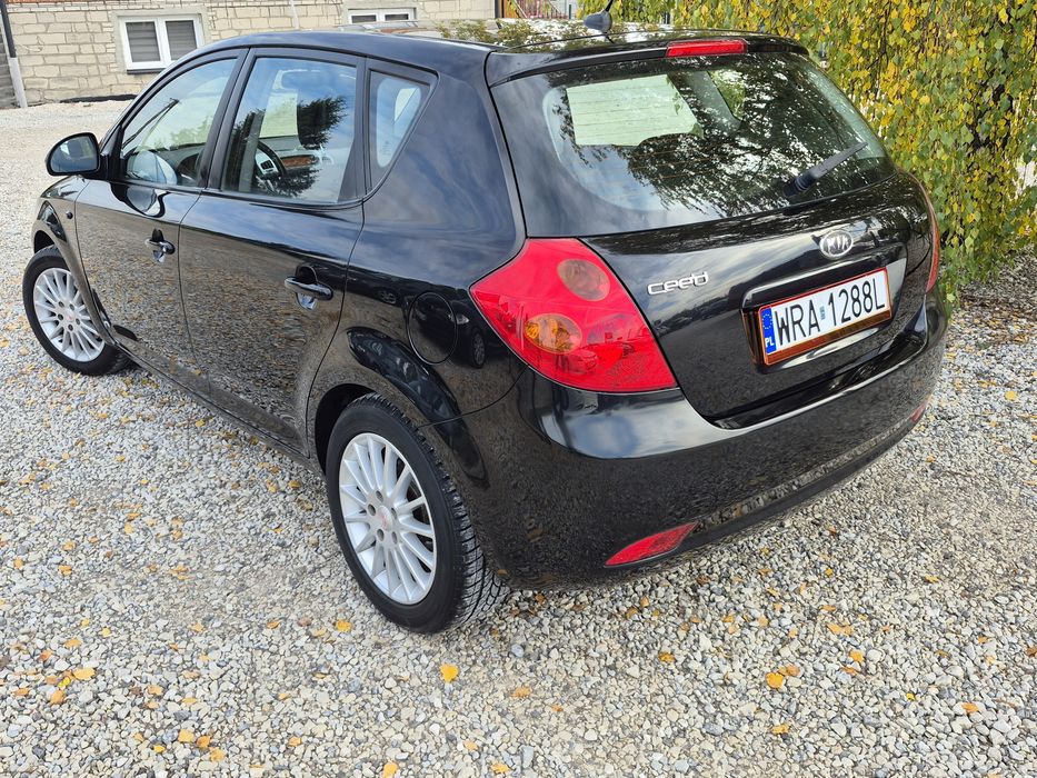 Kia Ceed 1.4 Benzyna !! Super Stan !!