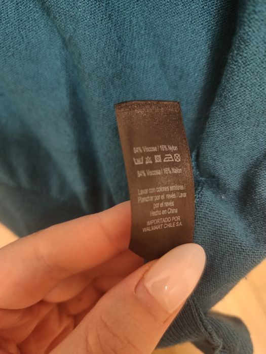 Damski sweter zapinany na guziki marki George