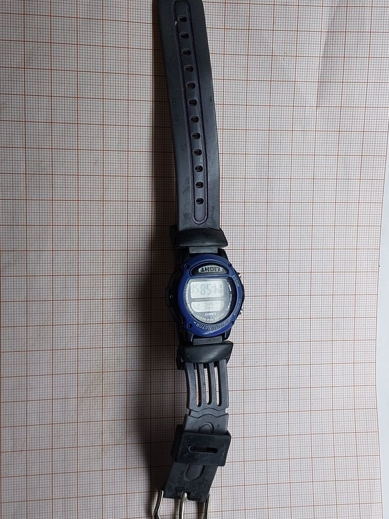 Casio zegarek iluminator LW-22H