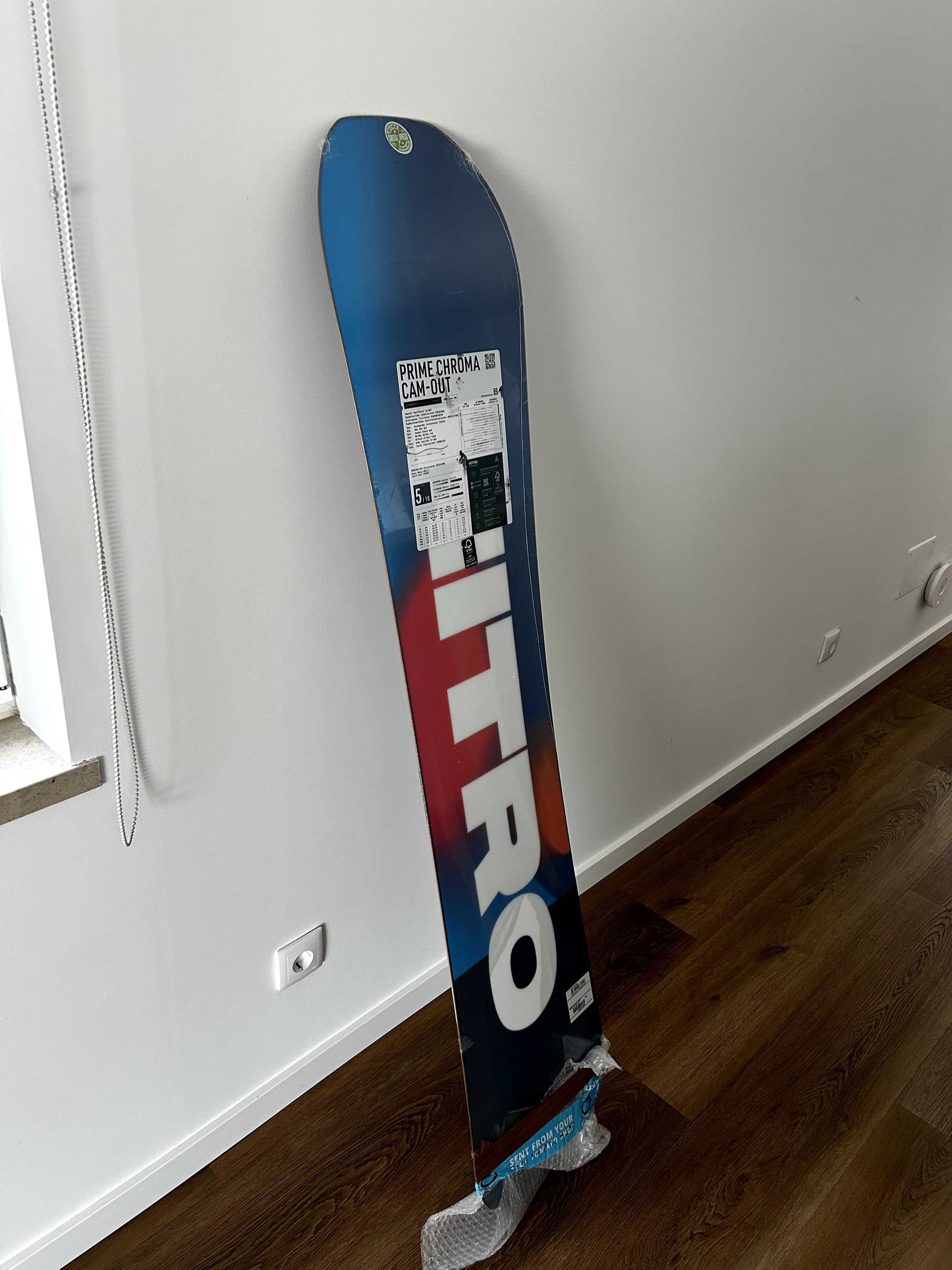 Prancha Snowboard - Nitro 2025 Prime Chroma Cam-Out