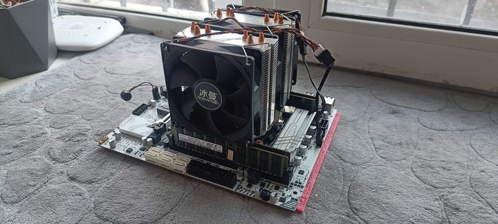 Xeon E5 2673 v3 + Machinist X99-K9 + 64GB DDR4