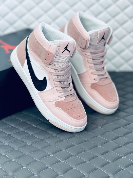 Nike Air Retro Jordan 1 pink кроссовки хайтопы женские розовые Джордан