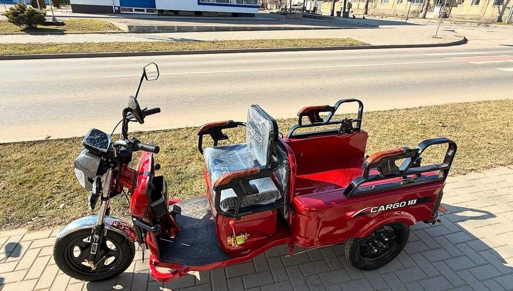 Грузовой трехколесный электро скутер Crosser Cargo 10 800 W/32Ah TR5