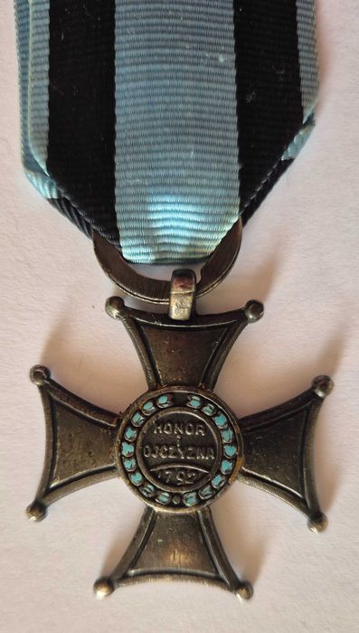 Krzyż Virtuti Militari - Moskwa