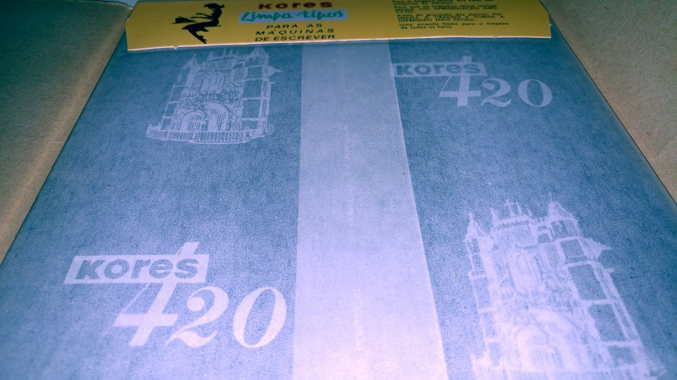 Papel Químico Kores preto  3 embalagens de 100 quimicos