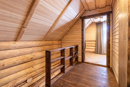 Котедж з каміном у Карпатах біля лісу. Тихий куточок