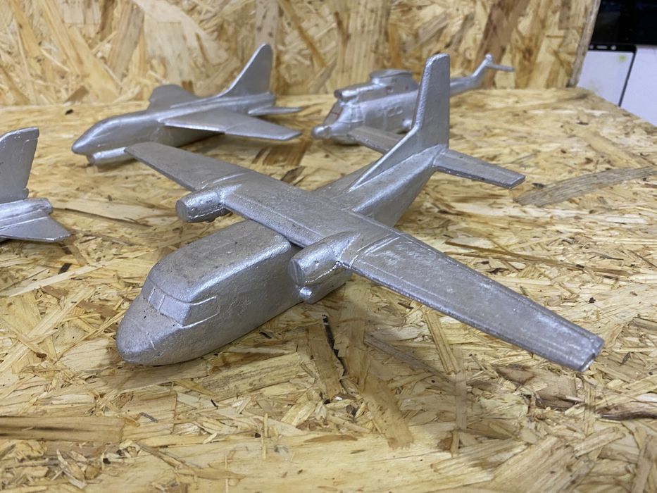 Avioes de modelismo aluminio bruto