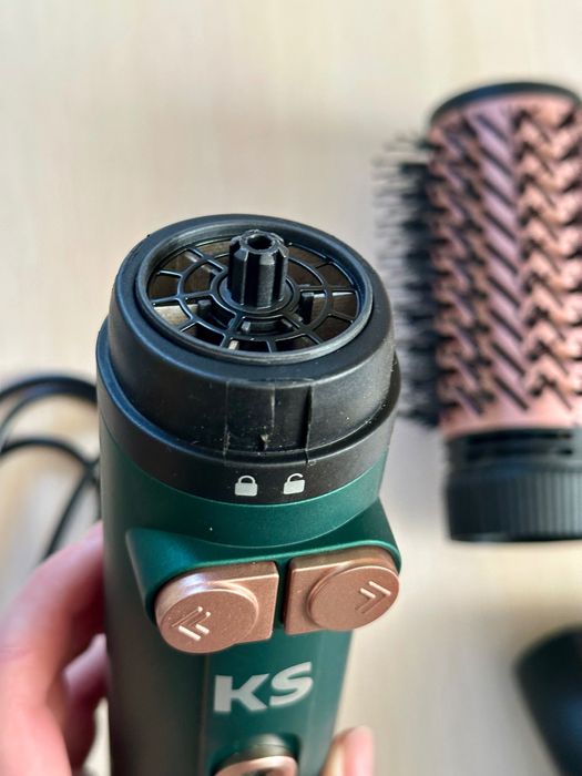 зелена фен-щітка Ksu store