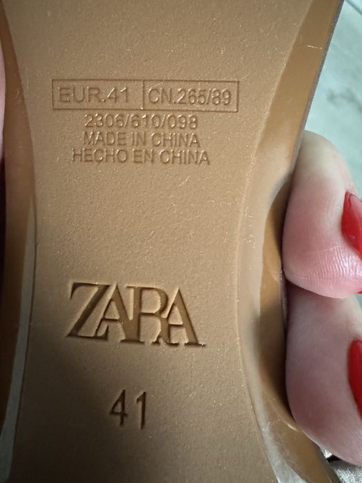 Босоніжки з пірям Zara, розмір 41