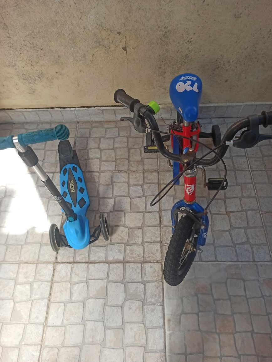 Bicicleta Berg roda 12  e trotinete Berg