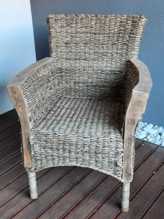 Cadeirão em fibra natural