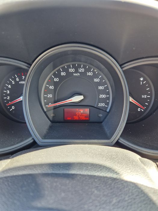 Kia Rio CVVT 1.2 2012
