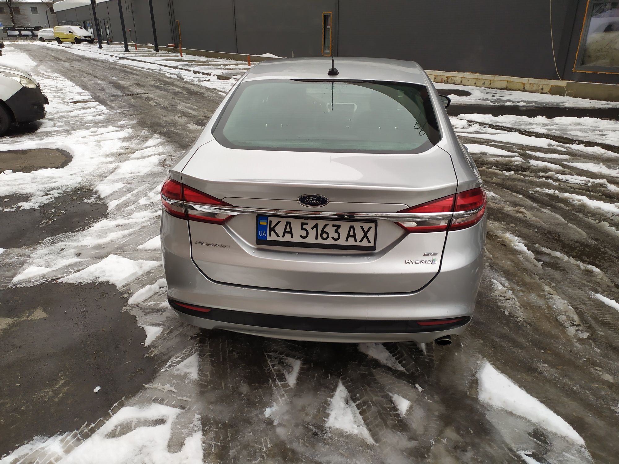 Продаю Ford Fusion Hybrid SE 2018