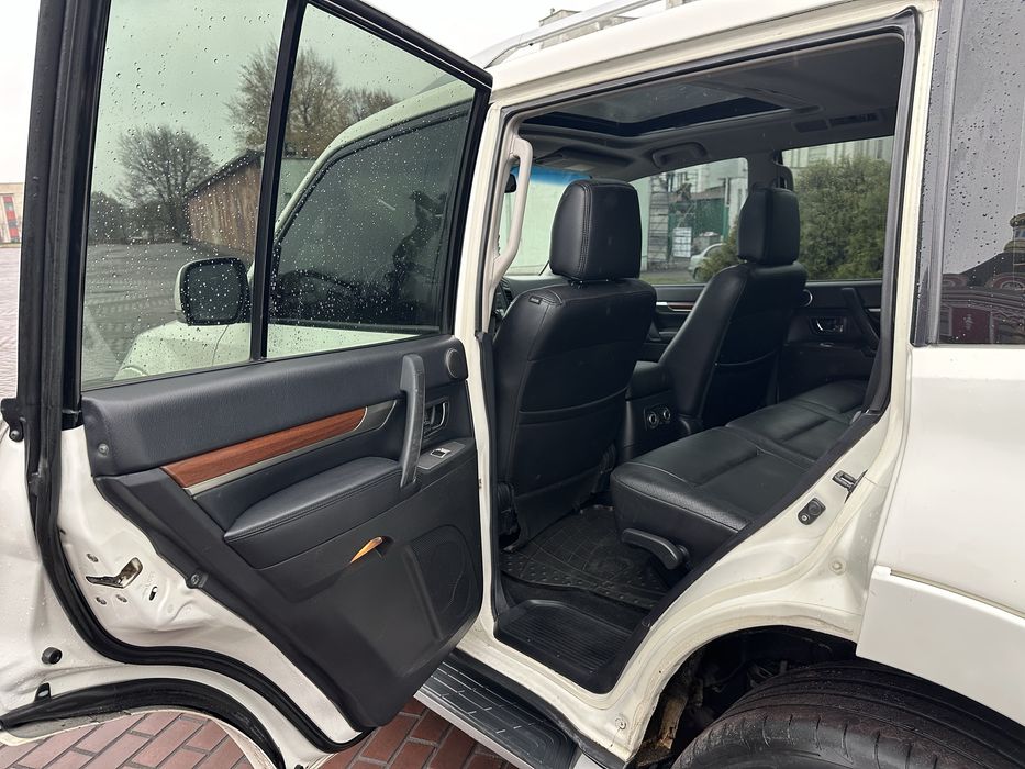 Продам Mitsubishi Pajero Wagon 2009 TDI 3.2 Дизель