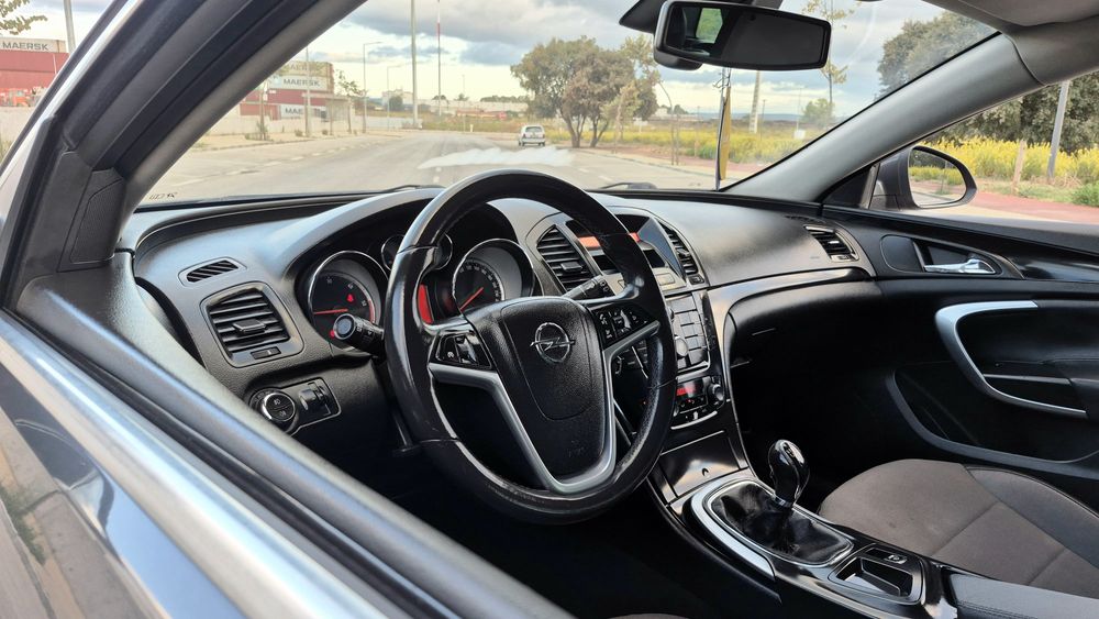 Opel insignia 2.0 cdti 130 cv nacional