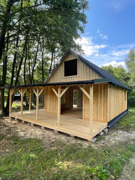 Drewniany domek 7 X 5 z poddaszem użytkowym - NOWY
