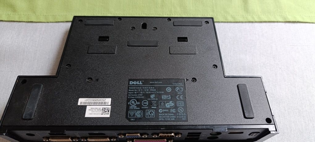Stacja dokująca do laptopa dell