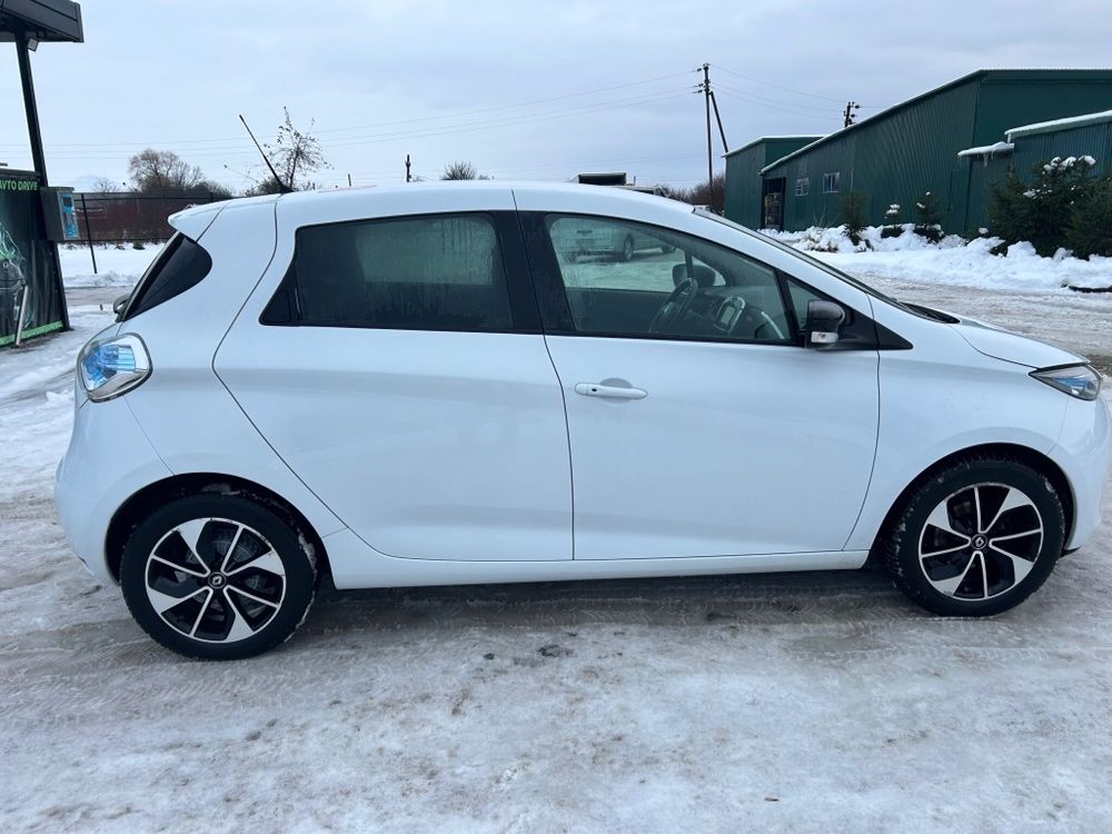 Renault zoe 41kw. 2018