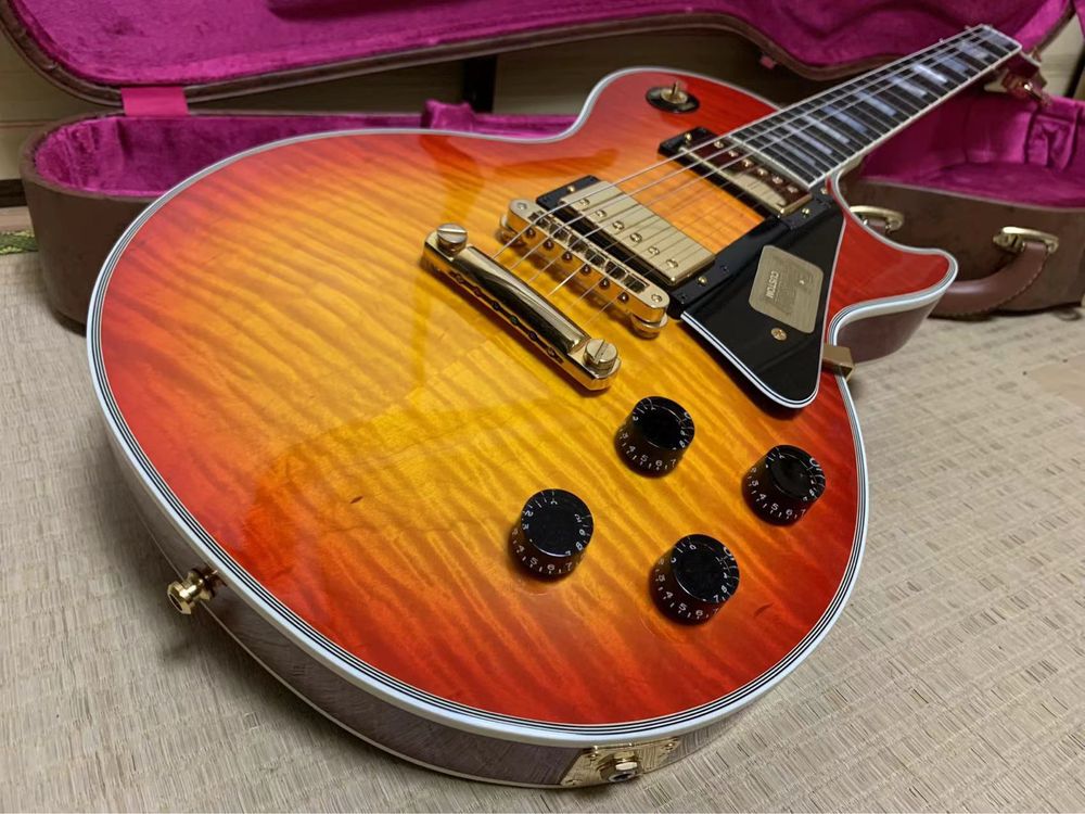 Gibson Les Paul Custom (6000$)