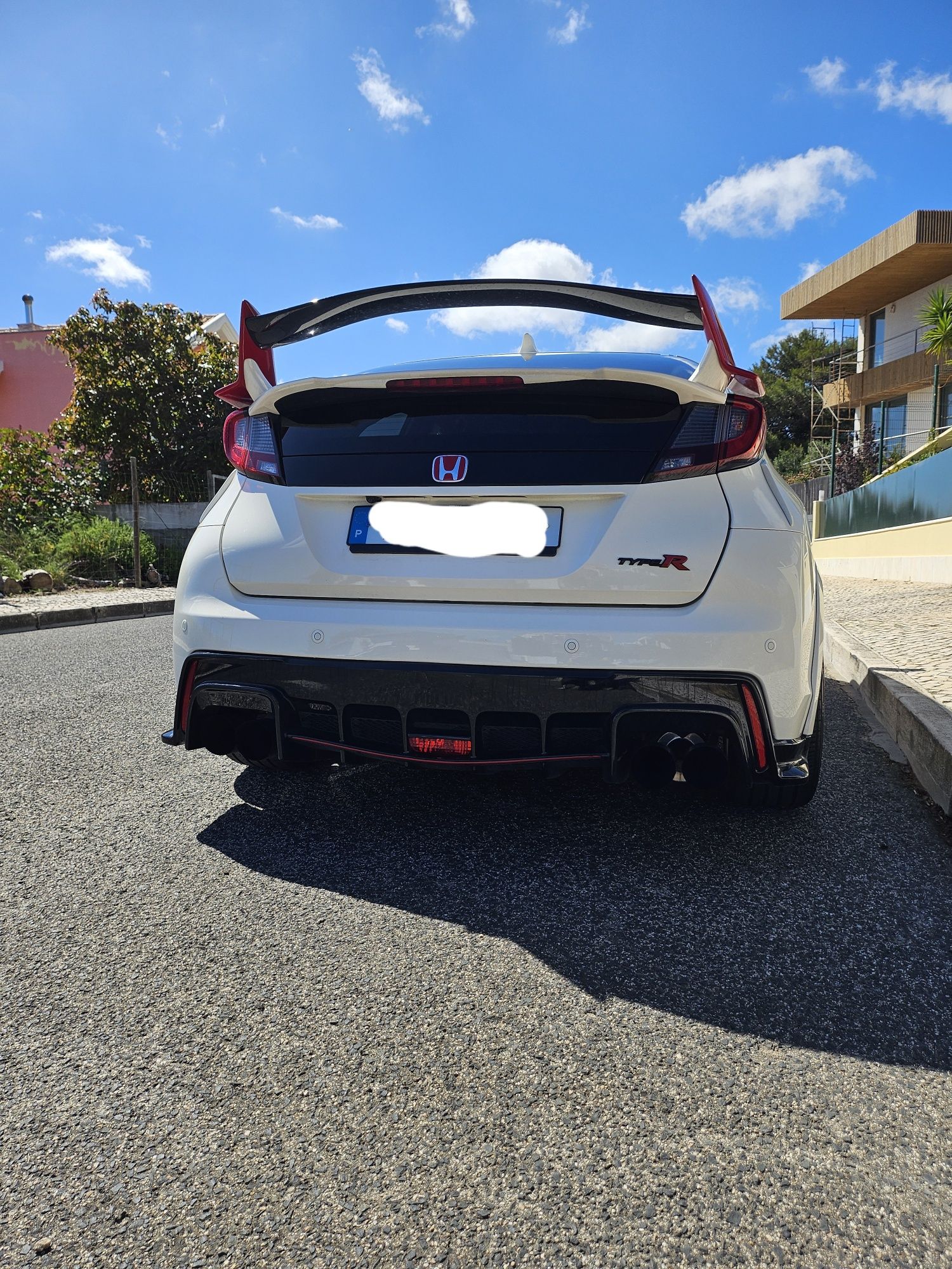 Honda civic type-r White edition