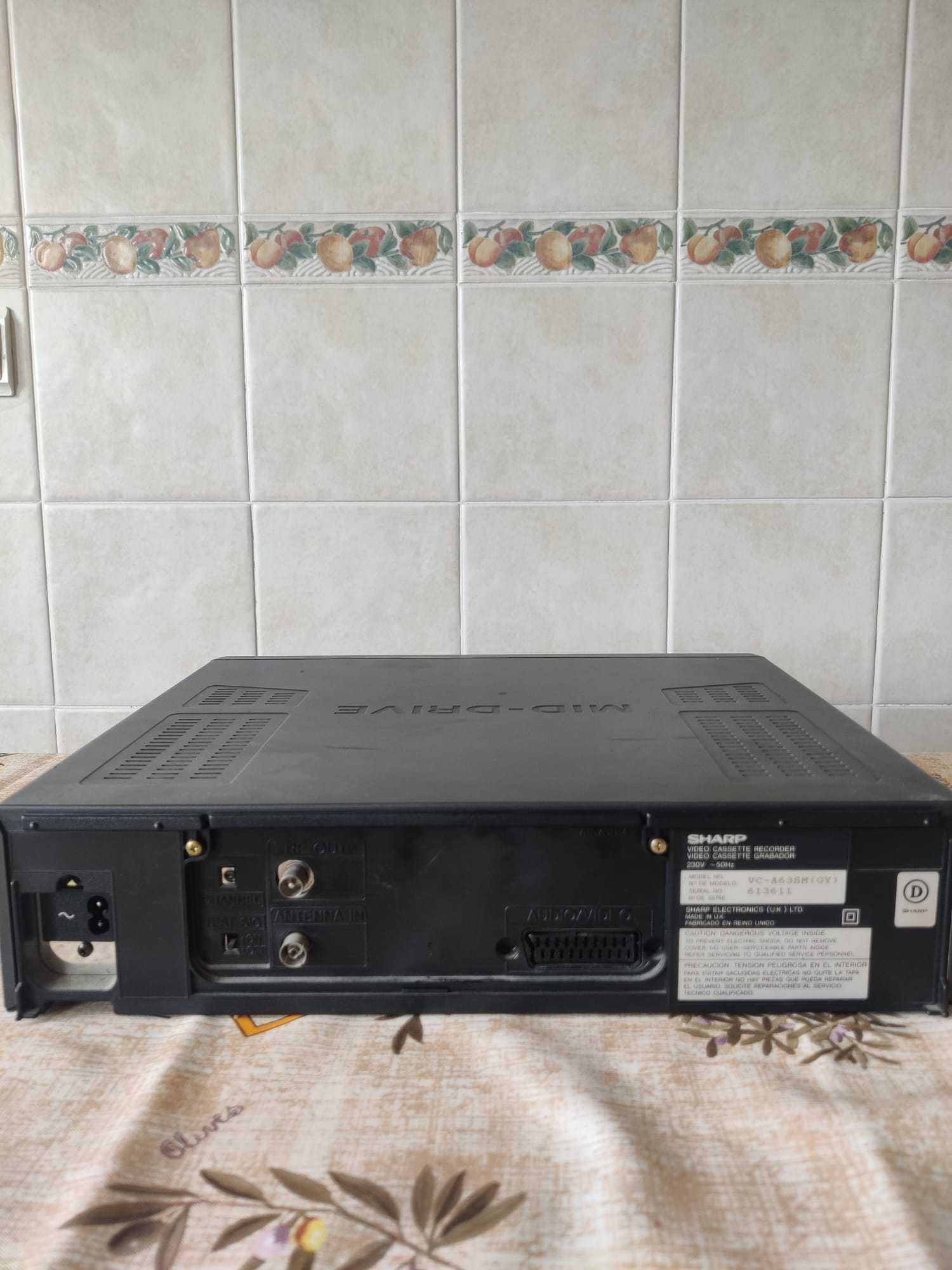 Leitor e Gravador CASSETE VHS SHARP VC A63 SM (GY)