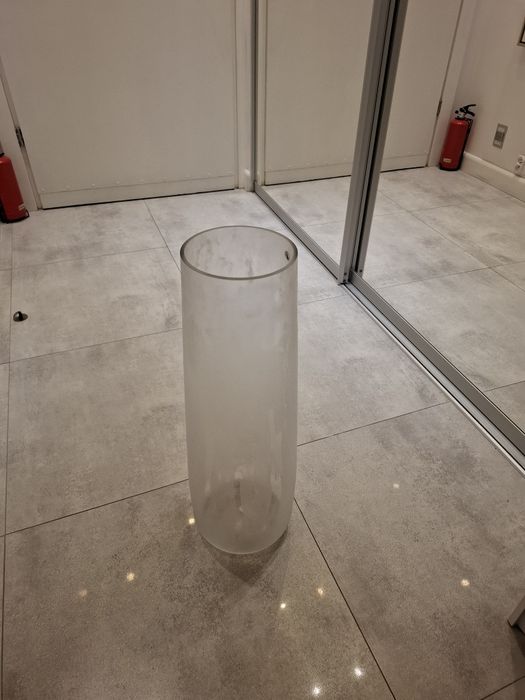 Wazon podłogowy szklany duży przezroczysty flakon 65cm IKEA berakna