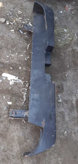 Бампер задній підсилений Toyota Land Cruiser - 200