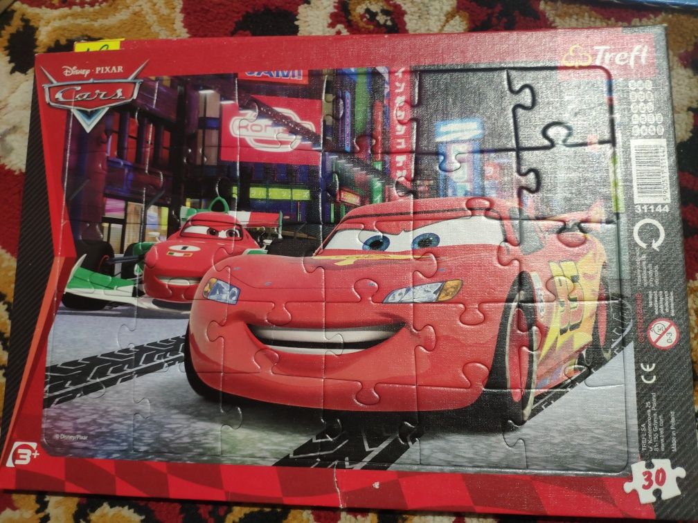 Puzzle Złomek Zygzak Karetka