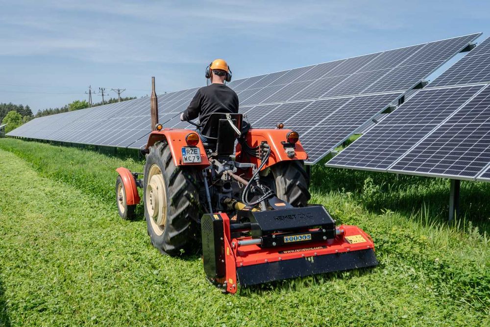 Kosiarka bijakowa FMS140+Przesuw boczny