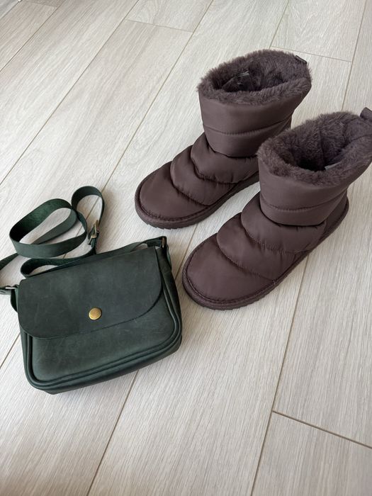 Уги, дутики жінчі і сумка шкіряна