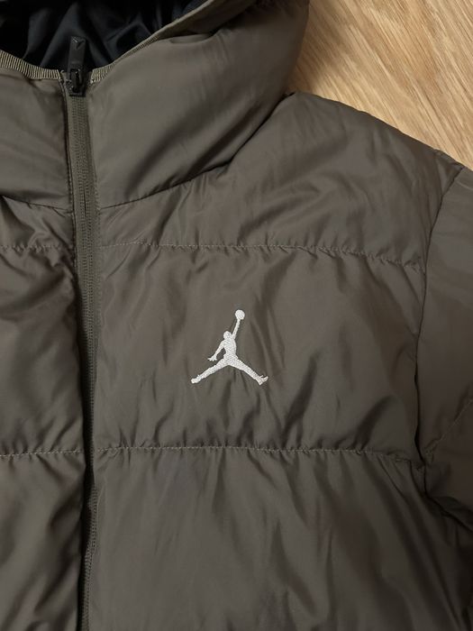 Куртка jordan M нова