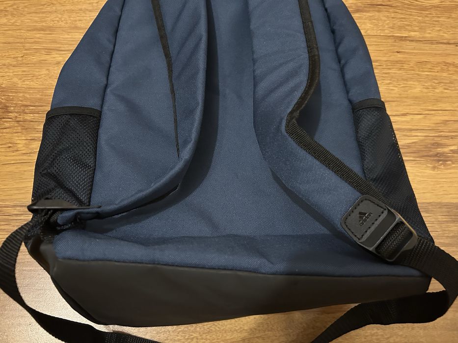 Рюкзак для хлопця adidas