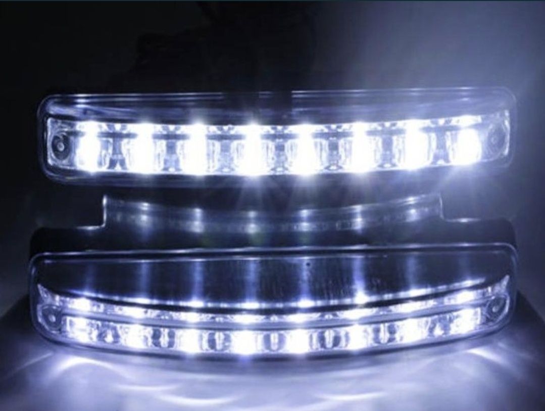Światła do jazdy dziennej Halogeny DRL 8 LED SMD Homologacja

Do jazdy