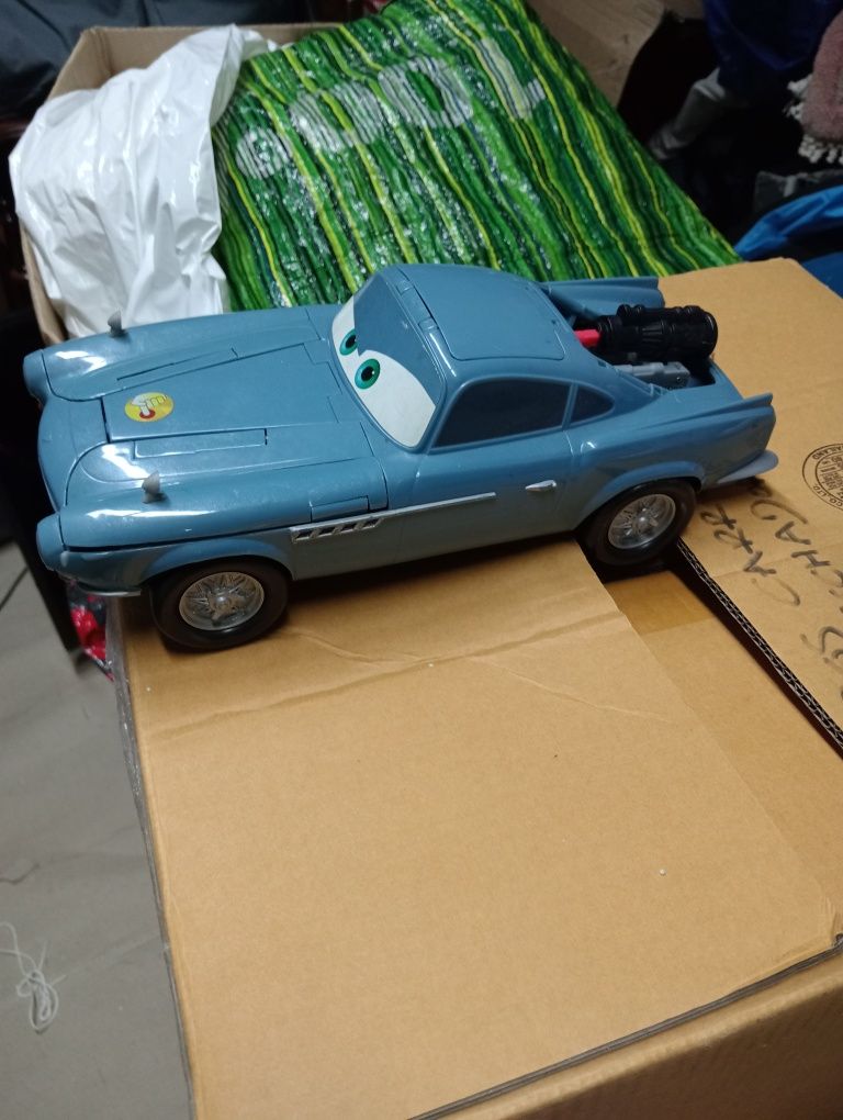 Brinquedos p criança vários.