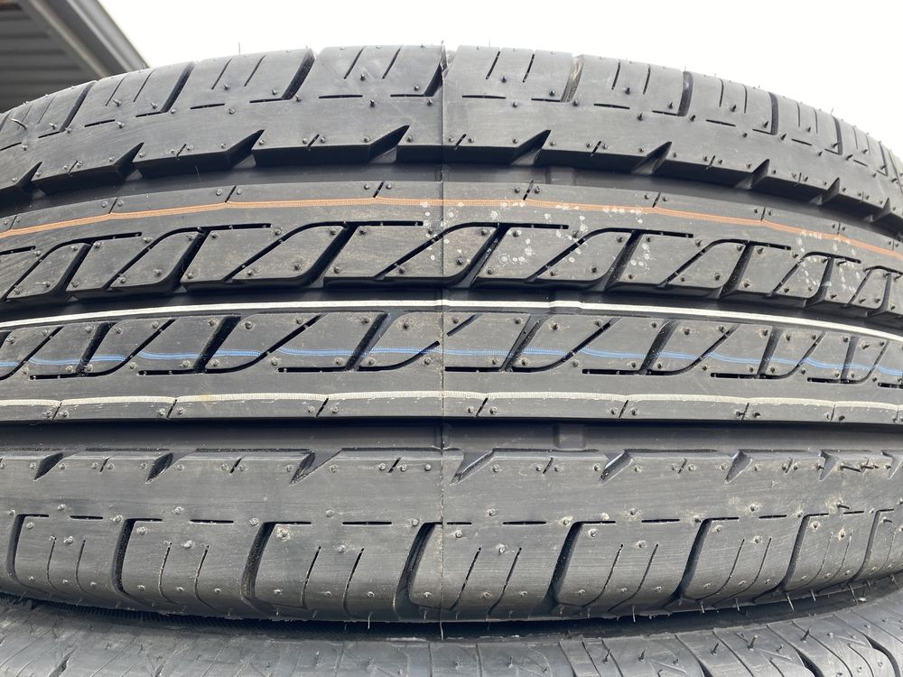 Шини нові 235/65 R16 C літні Lassa індекс 121;Турція ;23 рік