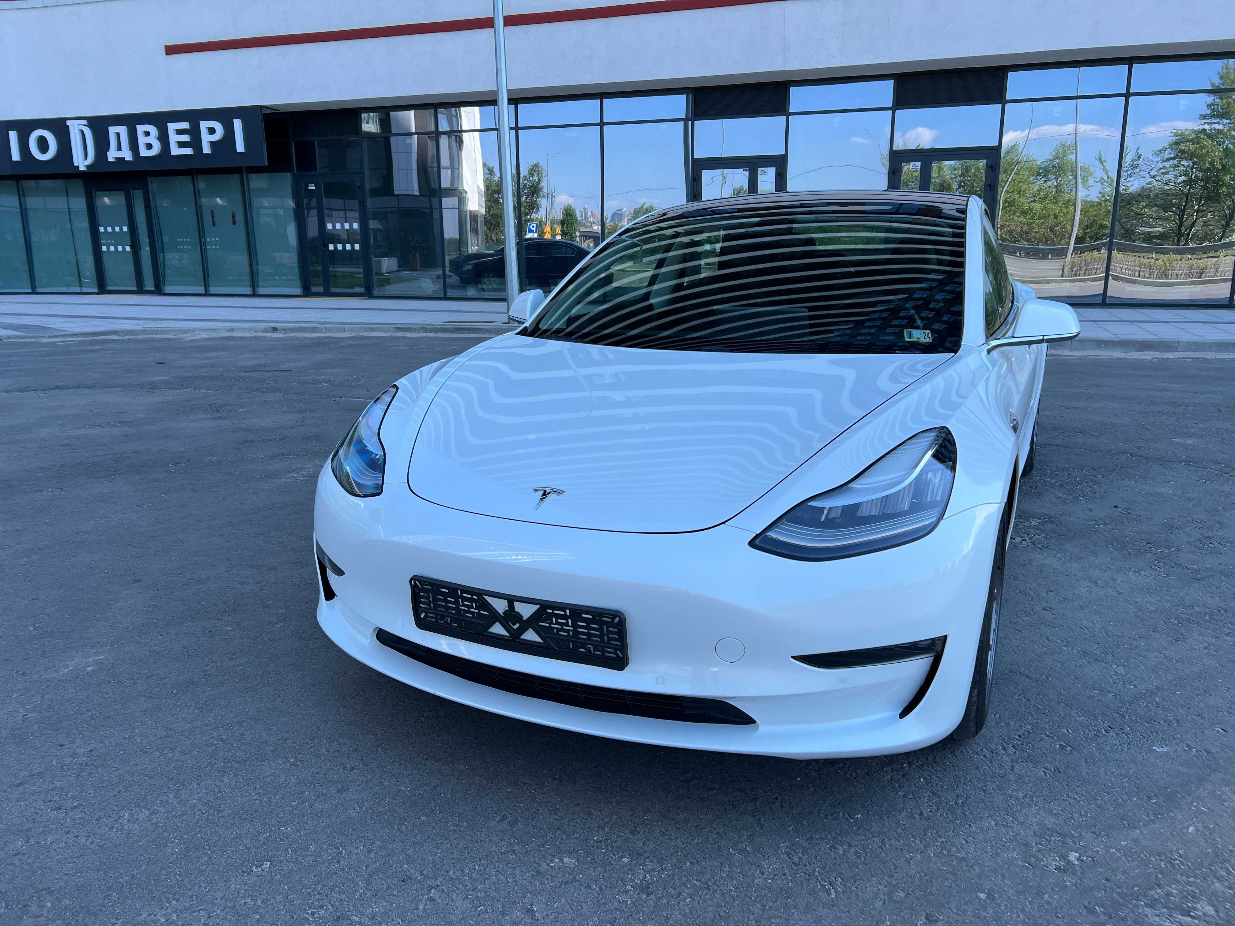 Продам Tesla Model 3 2019 Long Range Dual Motor AWD