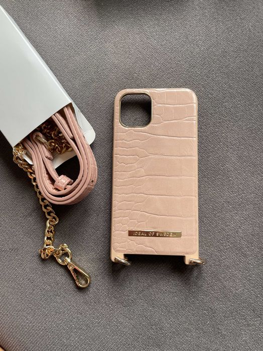 Nowe Etui na pasku z łańcuszkiem Iphone 11 pro/xs/x Ideal of Sweden