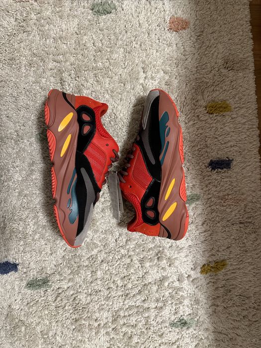 Yeezy Boost 700 Hi-Res Red