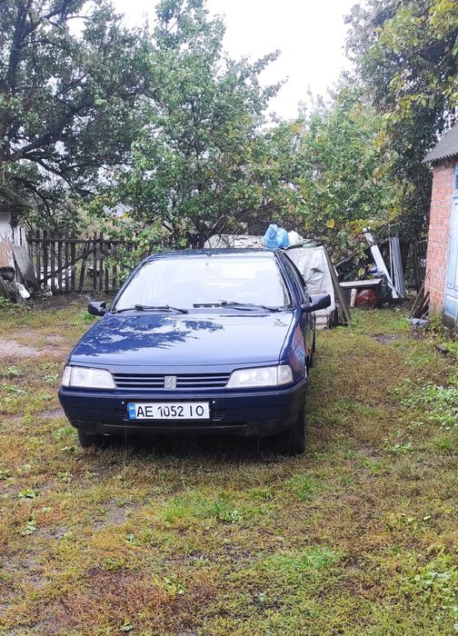 продам Пежо 405!