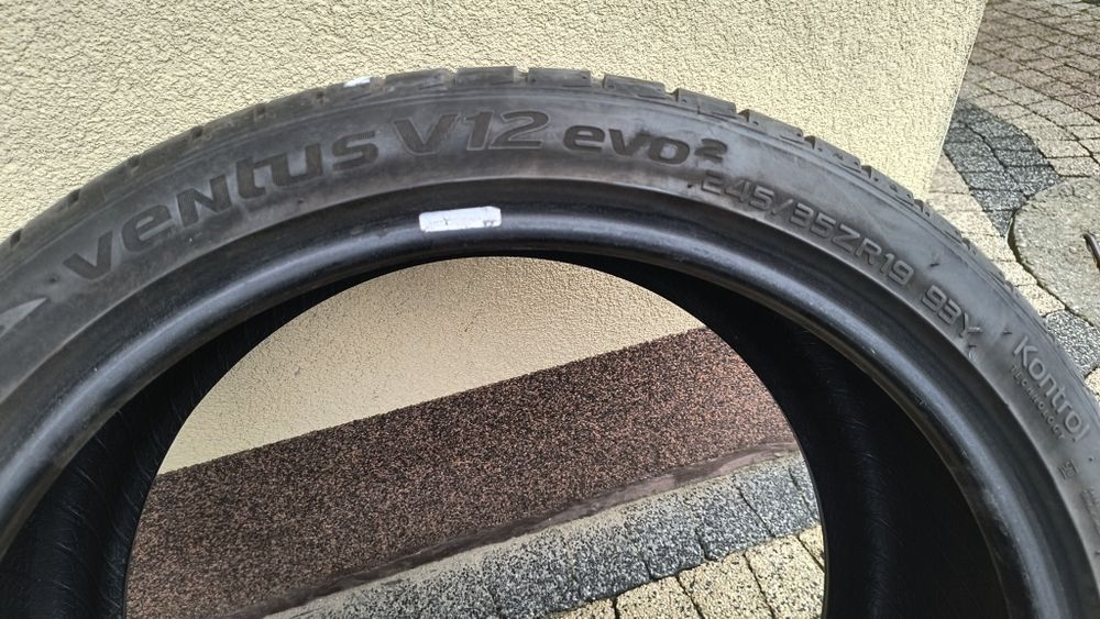 Hankook Ventus V12 evo2 245/35/zr19- 2 szt. rocznik 2022